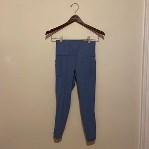 Athleta Salutation Stash Pocket II 7/8 Tight Xs